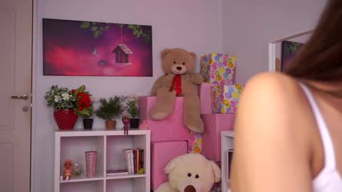 zariavera online show from November 2, 7:38 pm