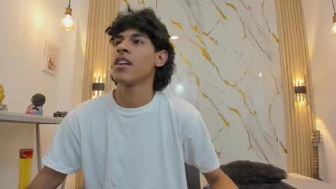 Zayn online show from March 19, 9:08 pm