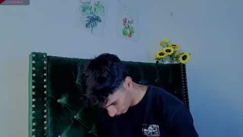 zaynmoretti online show from June 23, 7:56 pm