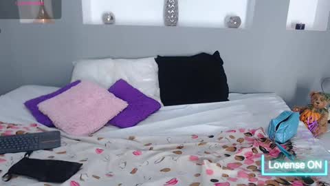 Karolyne online show from January 8, 8:22 pm