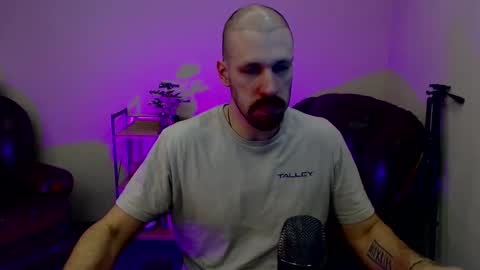 Snapshot of zebroroa chatting on October 29, 9:00 am zebroroa online show from October 29, 9:00 am