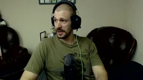 Snapshot of zebroroa chatting on November 24, 3:34 pm zebroroa online show from November 24, 3:34 pm