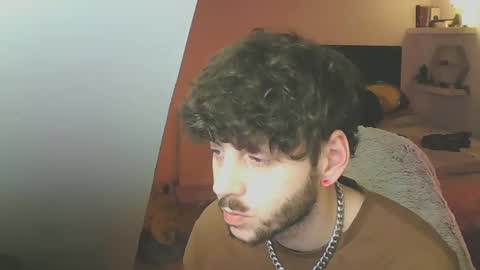 Snapshot of zedbooy chatting on December 15, 4:37 pm Zed online show from December 15, 4:37 pm