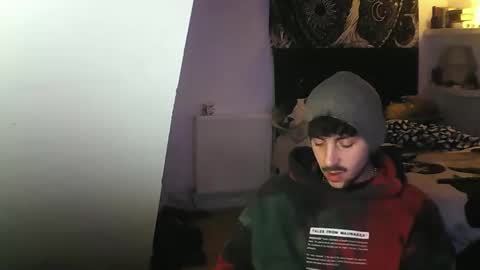 Snapshot of zedbooy chatting on November 19, 5:57 pm Zed online show from November 19, 5:57 pm