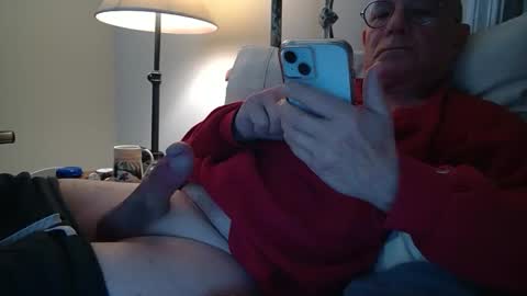 Snapshot of zedman521 chatting on February 13, 11:39 am zedman521 online show from February 13, 11:39 am