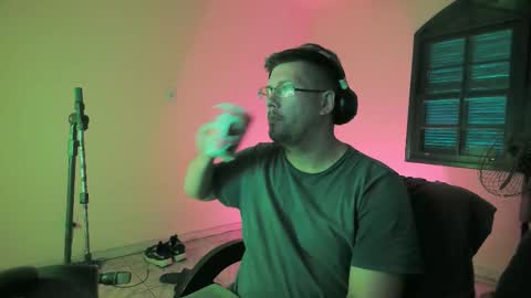 pervboy online show from March 18, 6:11 pm