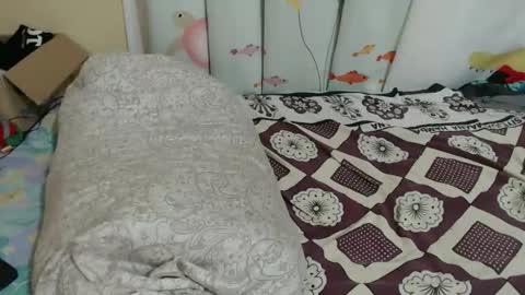 Snapshot of zeina_gen chatting on December 17, 6:41 am flabby online show from December 17, 6:41 am