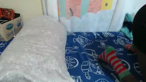 Snapshot of zeina_gen chatting on March 5, 9:38 am flabby online show from March 5, 9:38 am