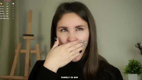 Emilia online show from October 19, 12:11 am