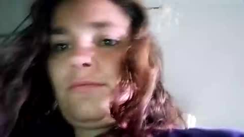Snapshot of zellelajay2009 chatting on October 2, 10:11 am KENDAL Kaylee online show from October 2, 10:11 am