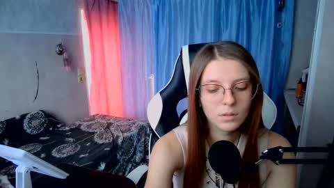 Julia online show from January 8, 11:01 am