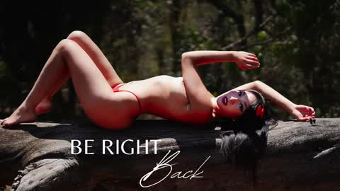 Snapshot of zendayagreey chatting on February 22, 12:49 am Zendaya online show from February 22, 12:49 am