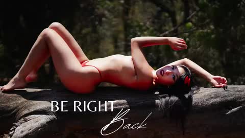 Snapshot of zendayagreey chatting on March 8, 9:08 pm Zendaya online show from March 8, 9:08 pm