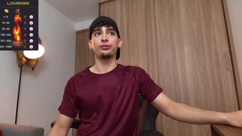 Snapshot of zenn_rush chatting on January 12, 12:23 pm Zenn online show from January 12, 12:23 pm