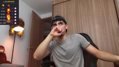 Snapshot of zenn_rush chatting on January 13, 12:35 pm Zenn online show from January 13, 12:35 pm