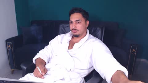 zenobaro online show from January 23, 8:04 am