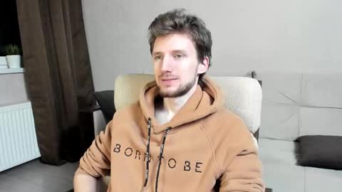 Andrew online show from December 5, 8:49 pm