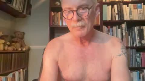 Snapshot of zephr1 chatting on February 1, 1:20 pm zephr1 online show from February 1, 1:20 pm