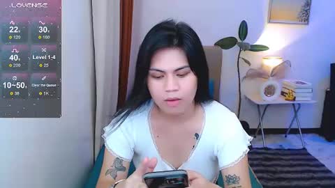 Snapshot of zephyraaaaa chatting on July 15, 3:17 pm zephyraaaaa online show from July 15, 3:17 pm