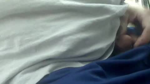 Snapshot of zeus589 chatting on January 13, 3:04 pm zeus589 online show from January 13, 3:04 pm