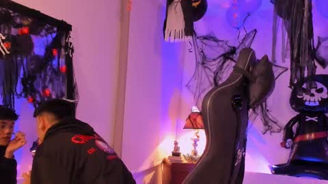 zeus_blaze online show from October 7, 7:49 am