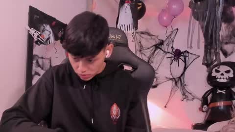 zeus_blaze online show from October 8, 12:14 pm