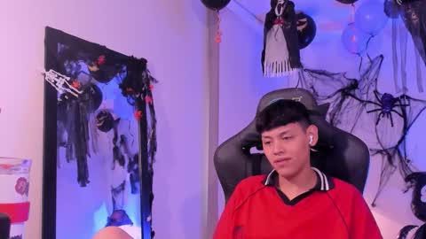 zeus_blaze online show from October 10, 1:10 pm