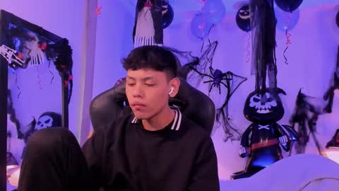 zeus_blaze online show from October 11, 12:04 pm