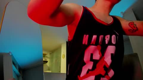 Snapshot of zeusjeff chatting on October 21, 1:06 am zeus online show from October 21, 1:06 am