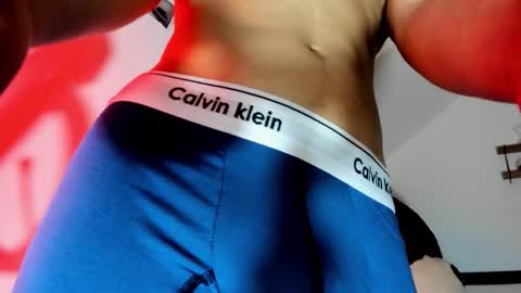 Snapshot of zeusjeff chatting on November 28, 9:06 pm zeus online show from November 28, 9:06 pm