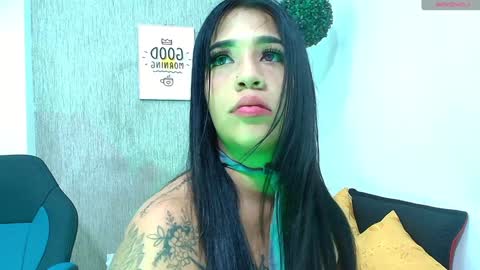 ZHAMIRA  ANDRES online show from January 12, 7:00 am
