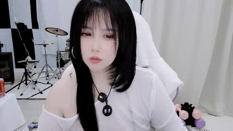 zhen online show from April 20, 8:39 am