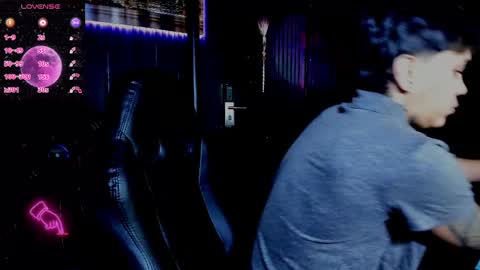 zhoestrong online show from March 10, 12:37 pm