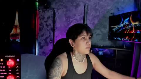 Snapshot of zhoestrong chatting on July 25, 11:13 pm zhoestrong online show from July 25, 11:13 pm