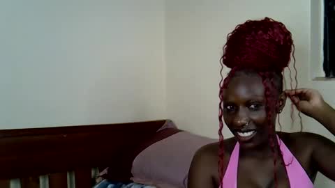 Snapshot of zia_vier chatting on May 17, 3:52 pm flavian online show from May 17, 3:52 pm