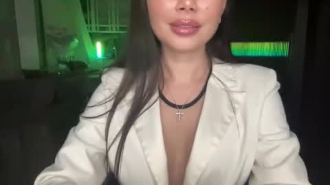 Nensi online show from December 5, 6:37 pm