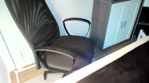 ziemlichflutschig online show from October 19, 5:08 am