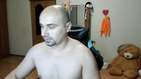 Ziesh online show from November 23, 9:03 pm