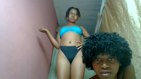 zinaely39 online show from August 9, 6:13 pm