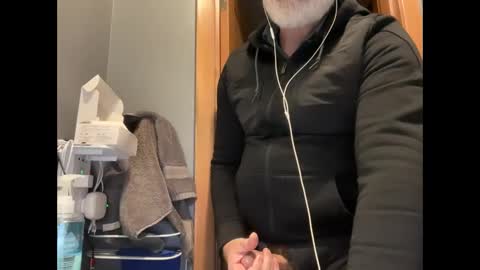 zinger283069 online show from October 31, 5:14 pm