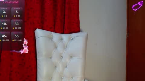 Snapshot of zion_bora chatting on December 6, 6:26 am Zion Bora online show from December 6, 6:26 am