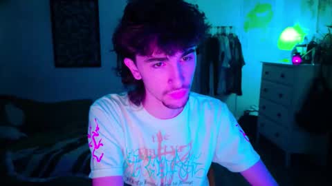 zipdown online show from March 17, 4:06 am