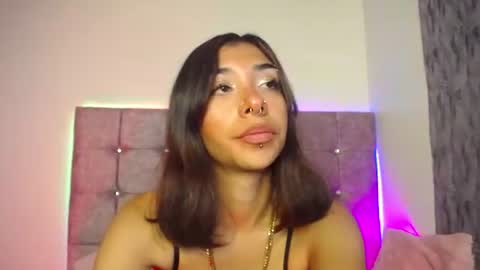 zira_lux online show from June 21, 3:31 am