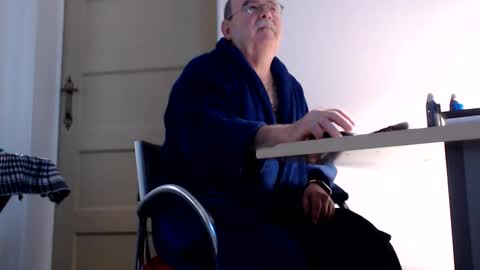 stefano online show from October 7, 8:11 am