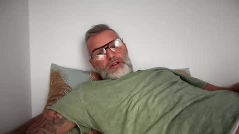 zkopa69 online show from October 29, 7:43 am