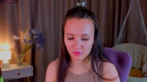 Zlata  Mon Tue Thu Fri Sun Sa GMT 3 0000pm - 0600pm  online show from September 18, 3:36 pm
