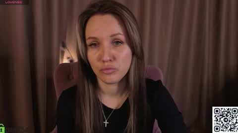 Zlata  Mon Tue Thu Fri Sun Sa GMT 3 0000pm - 0600pm  online show from May 11, 8:42 am