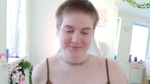 Snapshot of zlata_in_xxxland chatting on October 19, 8:59 am Zlata online show from October 19, 8:59 am
