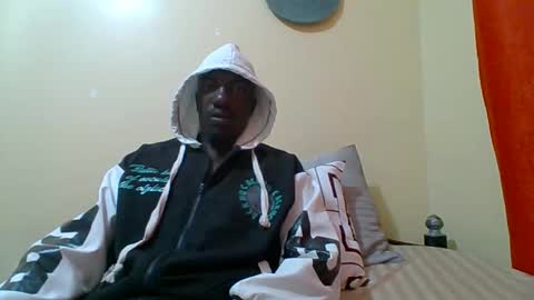 Snapshot of zlatann2012 chatting on October 17, 1:53 am Zlatann2012 online show from October 17, 1:53 am