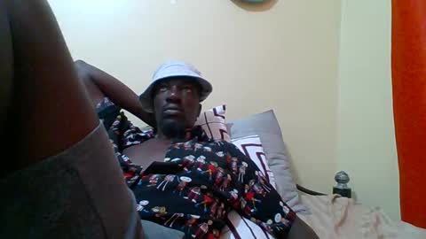 Snapshot of zlatann2012 chatting on November 4, 4:06 pm Zlatann2012 online show from November 4, 4:06 pm